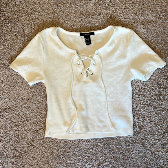 Forever 21 criss-cross shirt - Picture 1 of 3